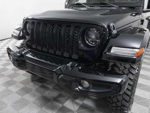 Used 2023 Jeep Gladiator Overland image 26