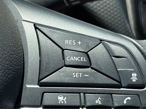 Used 2023 Nissan Kicks SV FWD image 15