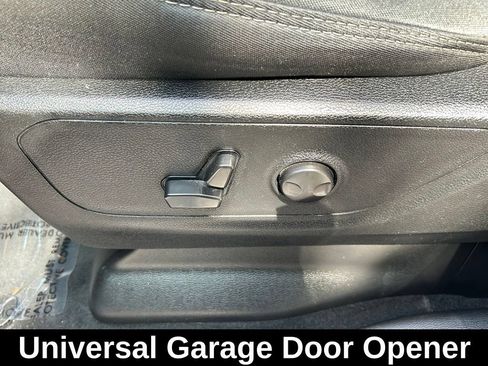 Used 2022 RAM 1500 Big Horn RWD image 17