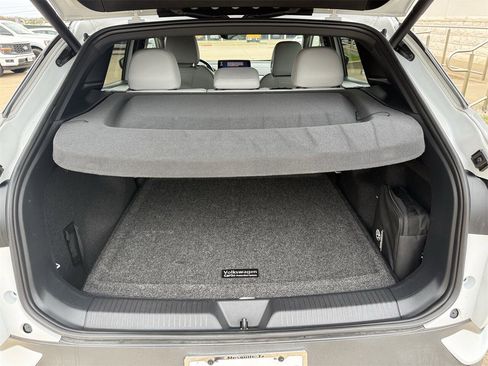 Used 2021 Volkswagen ID.4 Pro S w/ Gradient Package image 29