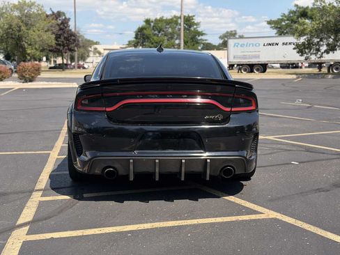 Used 2022 Dodge Charger SRT Hellcat RWD image 6