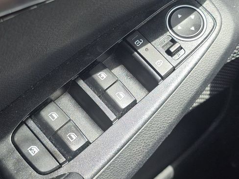 Used 2024 Kia Seltos S AWD/4WD image 26