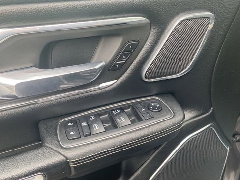 Used 2019 RAM 1500 Laramie AWD/4WD image 22