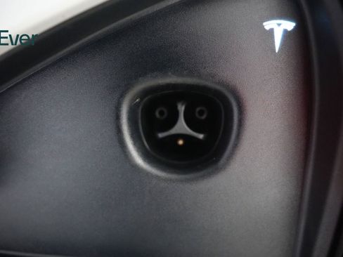 Used 2023 Tesla Model S Standard Range AWD/4WD image 10