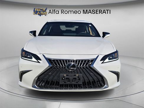 Used 2024 Lexus ES 350 w/ Premium Package image 4