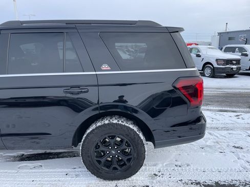 Used 2022 Ford Expedition Timberline image 40