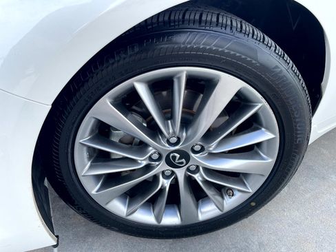 Used 2022 INFINITI Q50 Luxe w/ Cargo Package AWD/4WD image 6