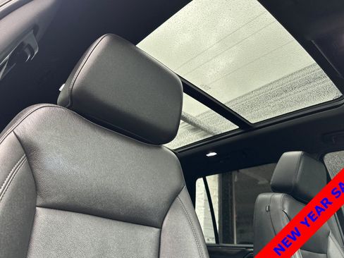 Used 2022 Chevrolet Tahoe LT w/ Luxury Package image 19