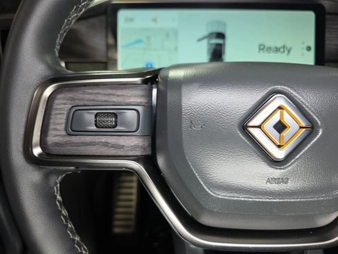Used 2023 Rivian R1T Adventure AWD/4WD image 31