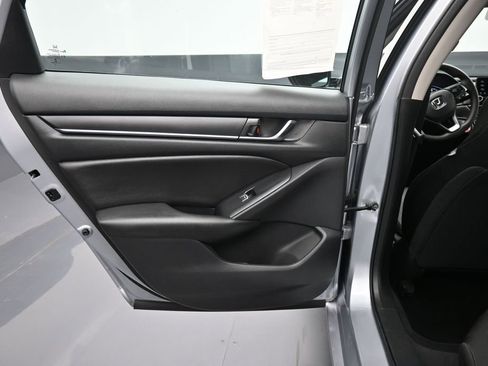 Used 2019 Honda Accord LX image 24
