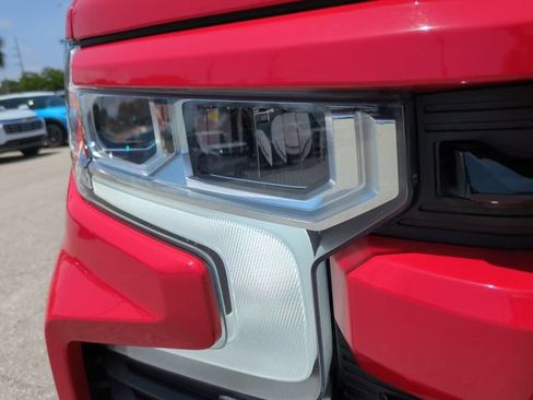 Used 2023 Chevrolet Silverado 1500 RST w/ Z71 Off-Road Package AWD/4WD image 10