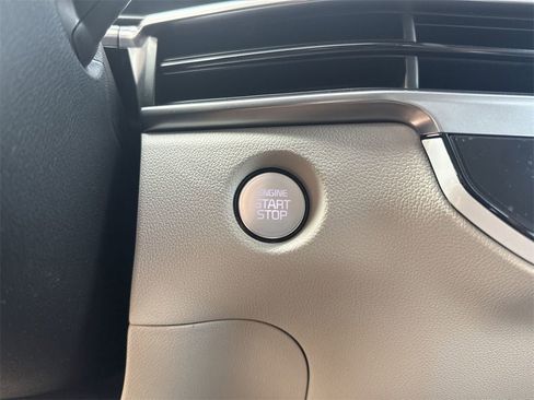 New 2025 Kia Sorento S image 33