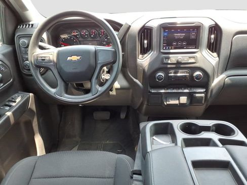 Used 2021 Chevrolet Silverado 1500 Custom AWD/4WD image 14