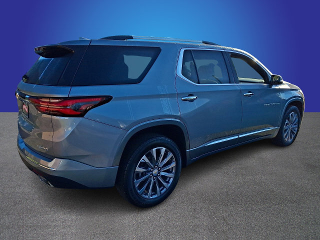 Used 2023 Chevrolet Traverse Premier w/ LPO, Floor Liner Package FWD image 4