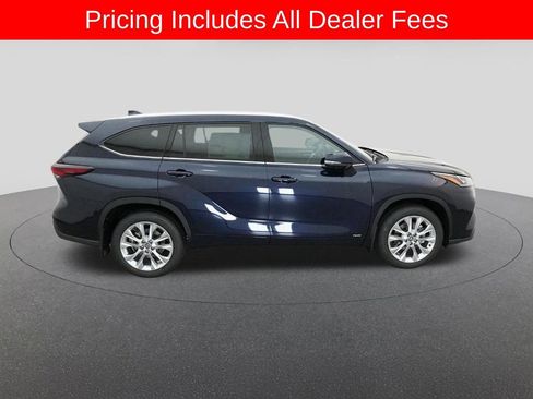 New 2026 Toyota Highlander Limited AWD/4WD image 11