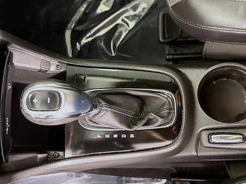 Used 2019 Buick Encore Preferred image 20