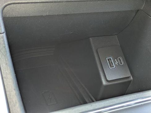 Used 2024 Ford Edge Titanium AWD/4WD image 24