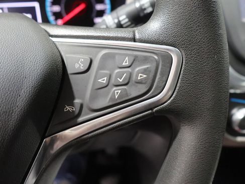 Used 2018 Chevrolet Equinox LS FWD image 34