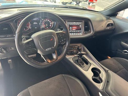 Used 2023 Dodge Challenger R/T w/ Plus Package image 8