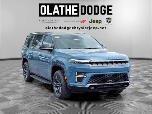 New 2026 Jeep Grand Wagoneer 4WD image 32