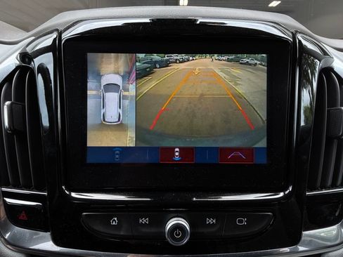 Used 2018 Chevrolet Traverse Premier w/ LPO, 'HIT The Road' Package AWD/4WD image 39