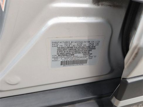 Certified 2020 Nissan Kicks SR image 39