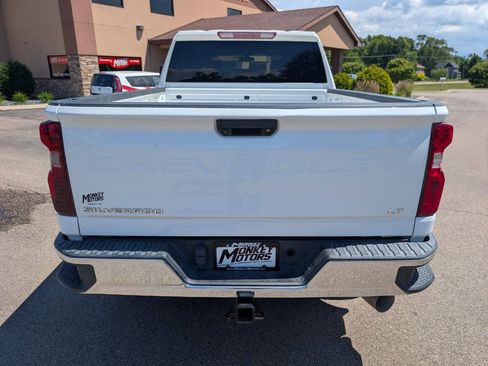 Used 2020 Chevrolet Silverado 2500 LT w/ Z71 Off-Road Package AWD/4WD image 8