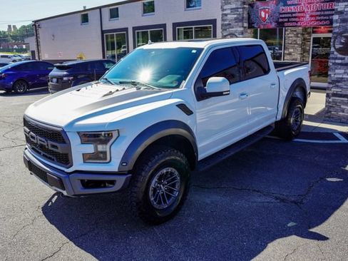 Used 2019 Ford F150 Raptor w/ Equipment Group 802A Luxury AWD/4WD image 3