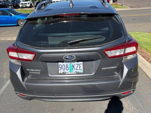 Used 2018 Subaru Impreza 2.0i Premium w/ Popular Package #2 AWD/4WD image 12
