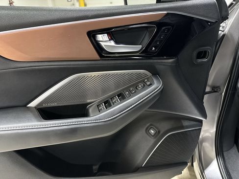 Used 2022 Acura MDX SH-AWD w/ Technology Package image 25