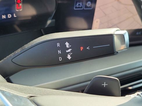 New 2026 Chevrolet Traverse LT image 11