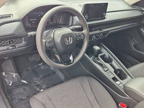 Used 2025 Honda Accord LX image 20