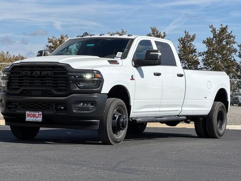 New 2027 RAM 3500 Tradesman AWD/4WD image 7