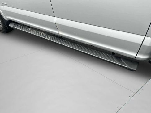 Used 2016 Ford F150 XLT w/ Equipment Group 302A Luxury image 12