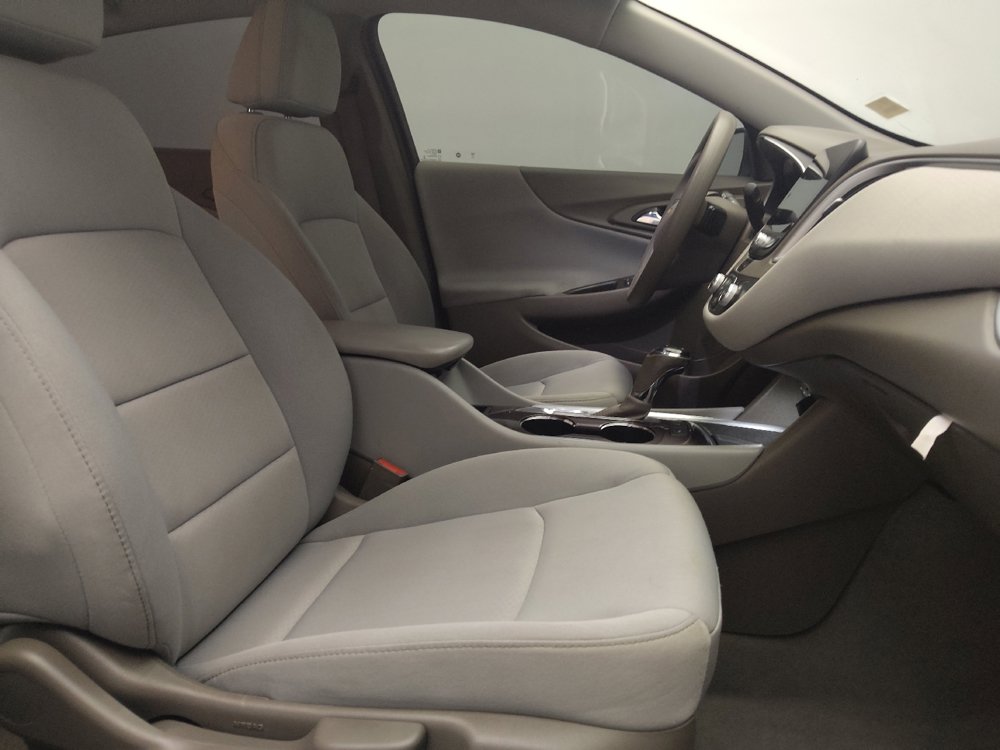 Used 2020 Chevrolet Malibu LS w/ Driver Confidence Package II FWD image 21