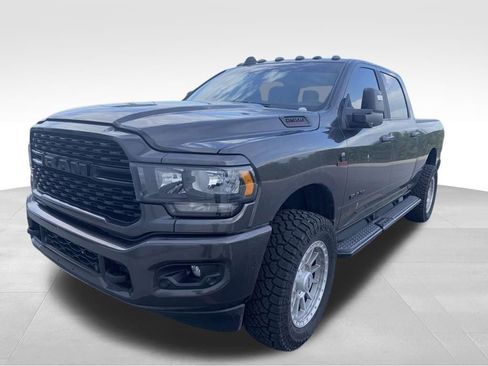 Used 2024 RAM 2500 Lone Star w/ Night Edition AWD/4WD image 4