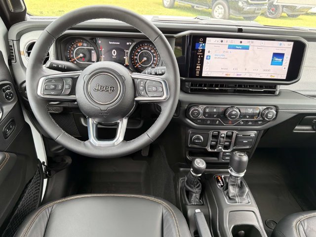 New 2026 Jeep Wrangler Unlimited Sahara w/ Safety Group AWD/4WD image 26