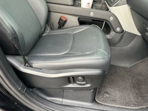 Used 2024 Land Rover Defender 110 S image 16