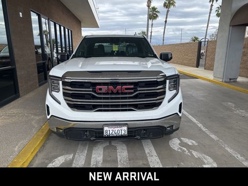 Certified 2023 GMC Sierra 1500 SLT w/ SLT Premium Package RWD image 2