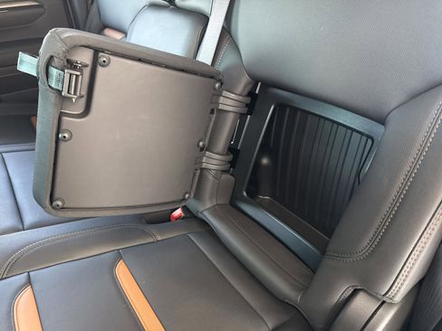 Used 2025 GMC Sierra 1500 AT4 w/ AT4 Premium Package image 42