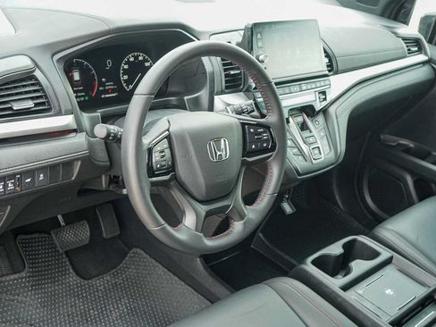 Used 2026 Honda Odyssey Sport-L image 7