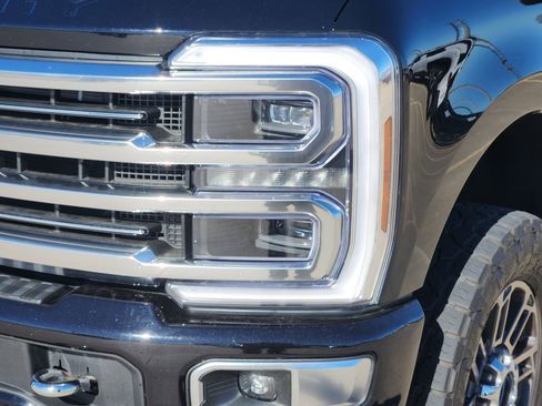 Used 2024 Ford F250 Limited w/ FX4 Off-Road Package image 11