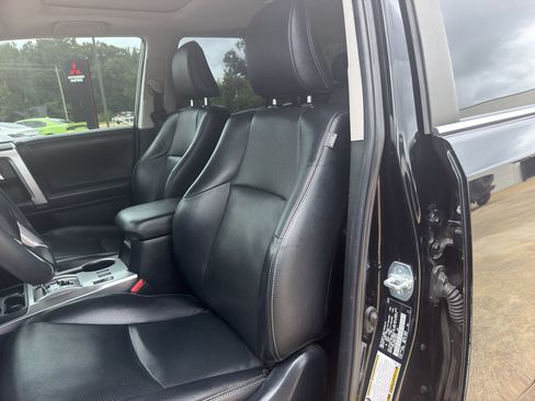 Used 2020 Toyota 4Runner Limited RWD image 11