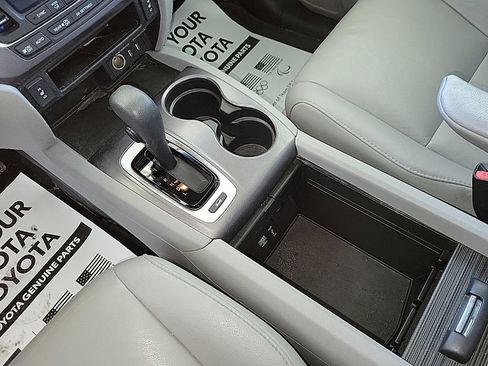 Used 2017 Honda Pilot EX-L image 9