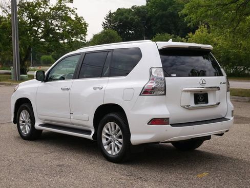 Used 2015 Lexus GX 460 w/ Premium Package AWD/4WD image 4