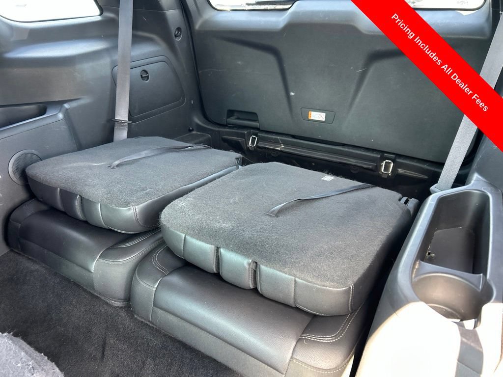 Used 2014 Ford Explorer XLT w/ Equipment Group 202A FWD image 15