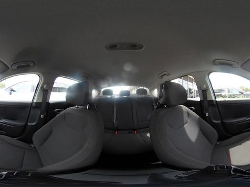 Used 2026 Kia K4 FWD image 36