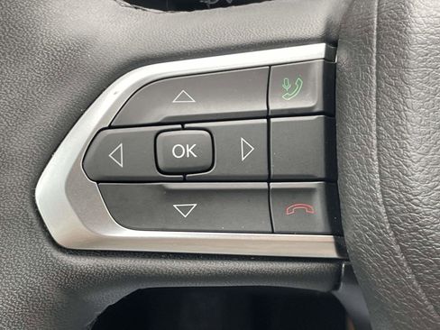 Used 2024 Jeep Compass Limited image 9