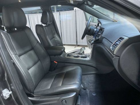 Used 2019 Jeep Grand Cherokee Limited AWD/4WD image 14