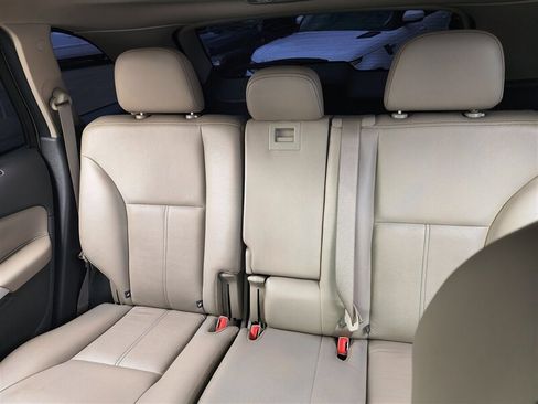 Used 2013 Ford Edge SEL image 12
